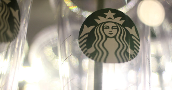 Primeira unidade da rede Starbucks inaugurada na Avenida Paulista